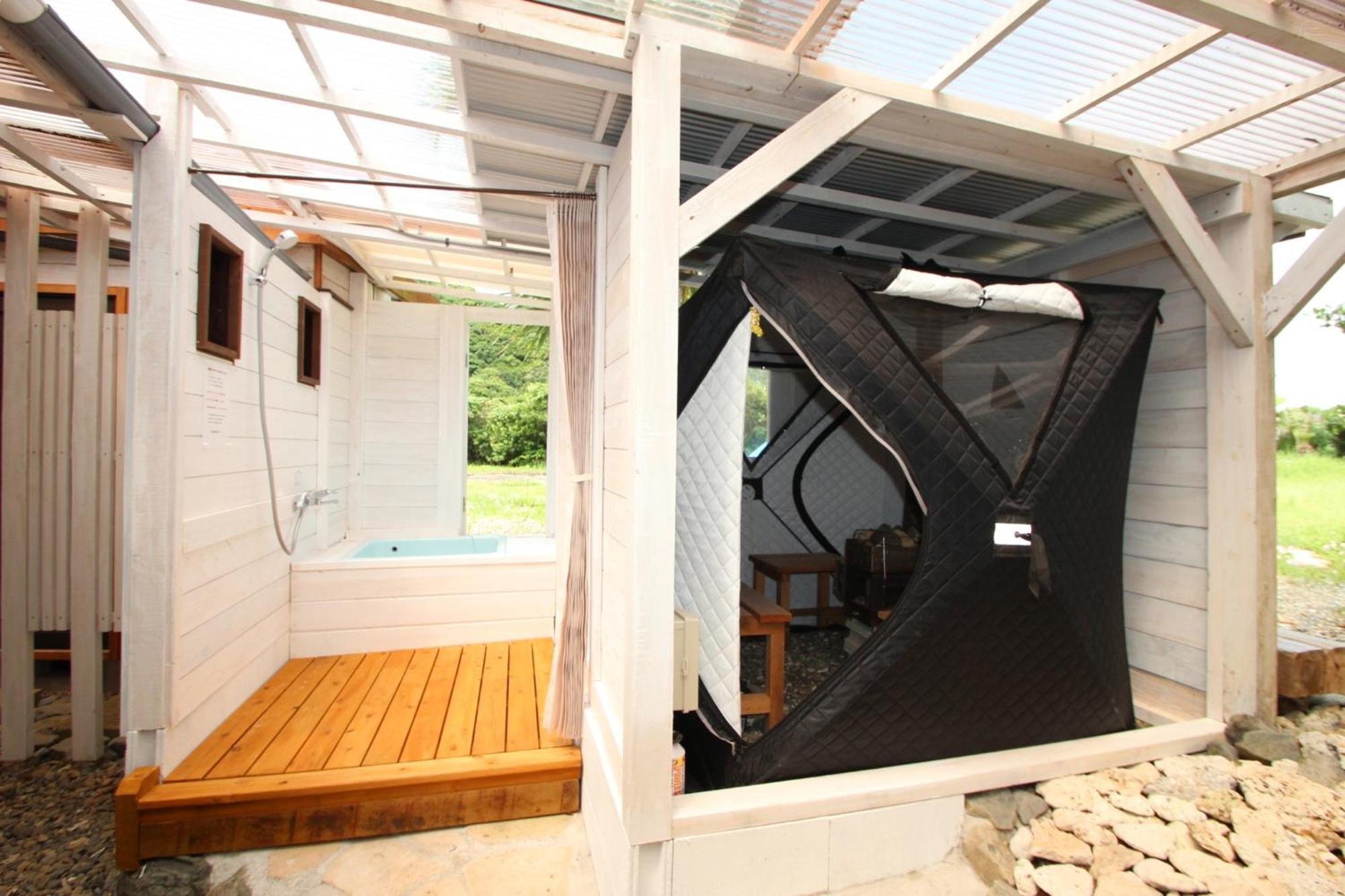 House Hotel Amami Minpaku Mura & Sauna Extérieur photo